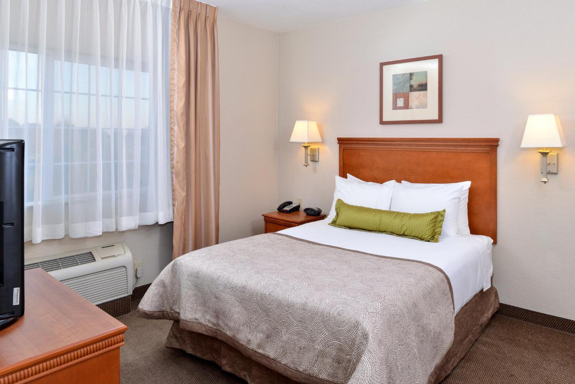 แคนเดิ้ลวูด สวีท เทอร์ล็อก Hotel เทอร์ล็อค ภายนอก รูปภาพ