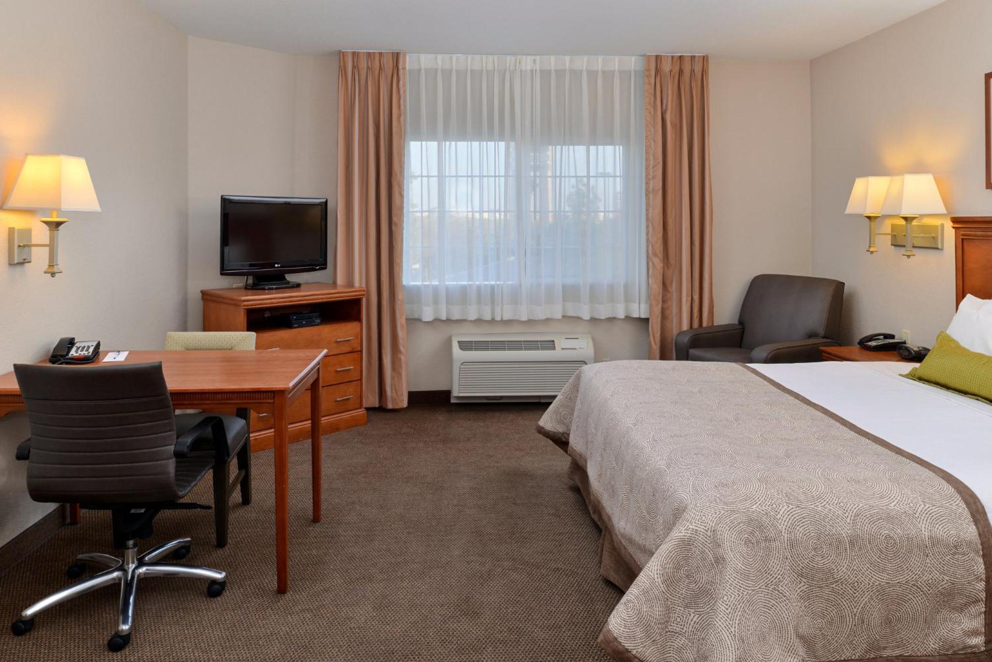 แคนเดิ้ลวูด สวีท เทอร์ล็อก Hotel เทอร์ล็อค ภายนอก รูปภาพ